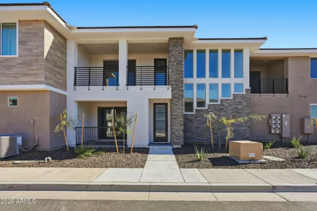 MLS: 6967315 Condo For Sale