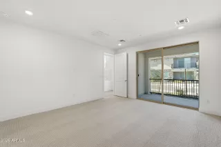 Photo #6: 6967315 Listing 