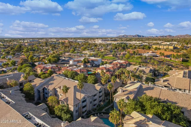 MLS: 6967325 Condo For Sale