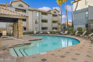 Photo #5: 6967325 Listing 