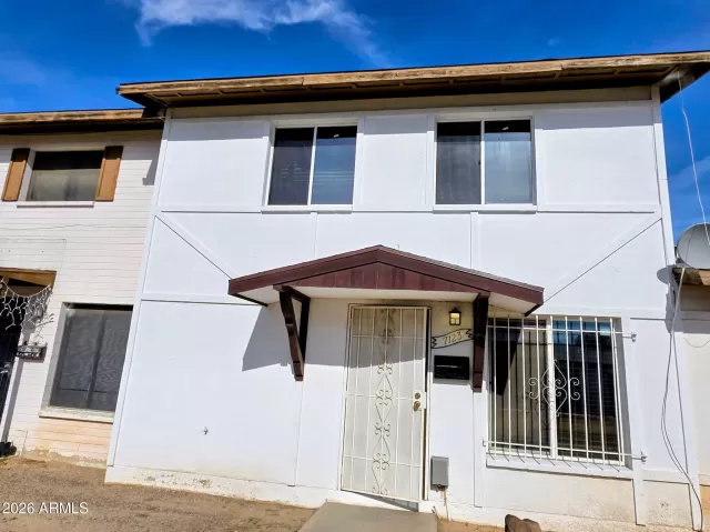 MLS: 6967335 Condo For Sale