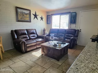 Photo #3: 6967335 Listing 