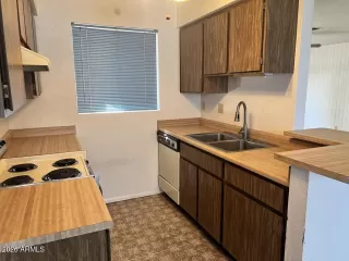 Photo #4: 6967341 Listing 