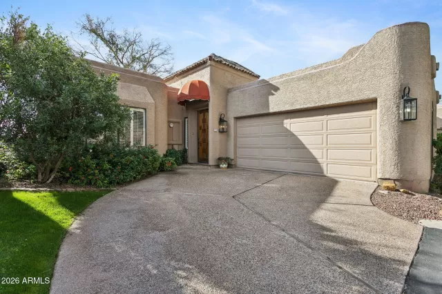 MLS: 6967488 Condo For Sale