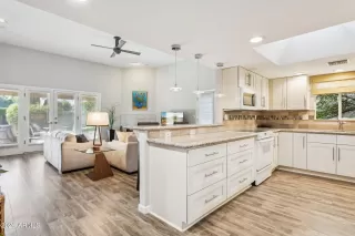 Photo #2: 6967488 Listing 