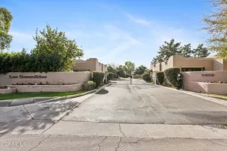 Photo #4: 6967488 Listing 