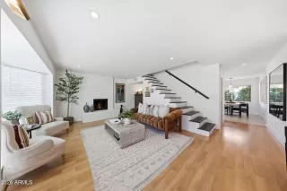 Photo #3: 6967520 Listing 