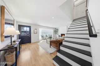 Photo #5: 6967520 Listing 