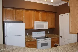 Photo #4: 6967590 Listing 