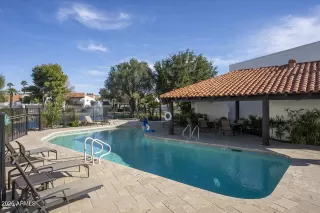 Photo #2: 6967634 Listing 