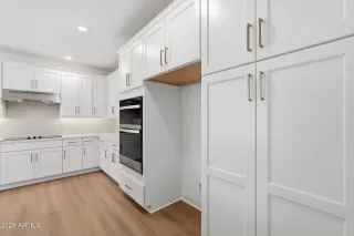 Photo #5: 6967911 Listing 