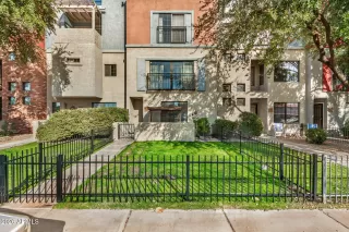 More Details about MLS # 6967940 : 3423 E LANCE LANE