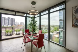 Photo #4: 6967953 Listing