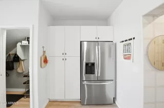 Photo #4: 6967977 Listing 