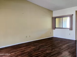 Photo #3: 6968063 Listing 