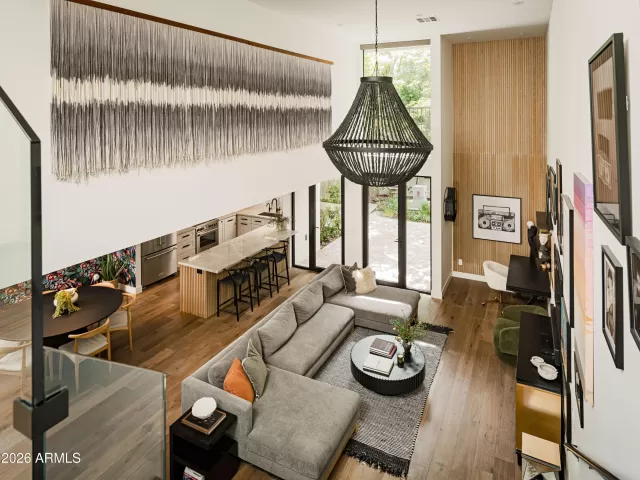 MLS: 6968099 Condo For Sale