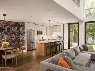 Photo #1: 6968099 Listing