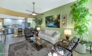 Photo #2: 6968103 Listing 