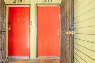 Photo #4: 6968137 Listing 