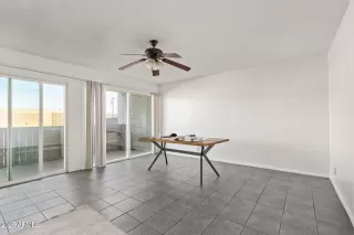 Photo #6: 6968137 Listing 