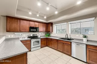 Photo #6: 6968154 Listing 