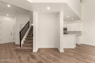 Photo #3: 6968234 Listing