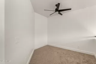 Photo #6: 6968234 Listing