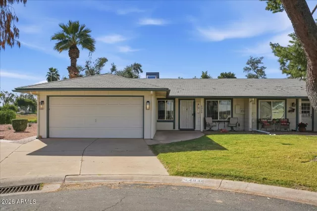 MLS: 6968561 Condo For Sale