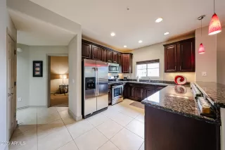 Photo #5: 6968585 Listing 