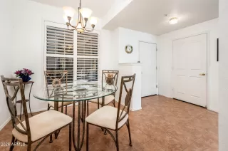 Photo #4: 6968635 Listing