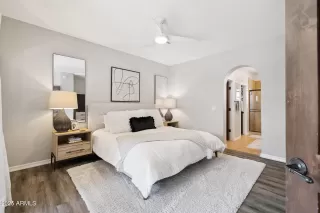 Photo #3: 6968661 Listing 