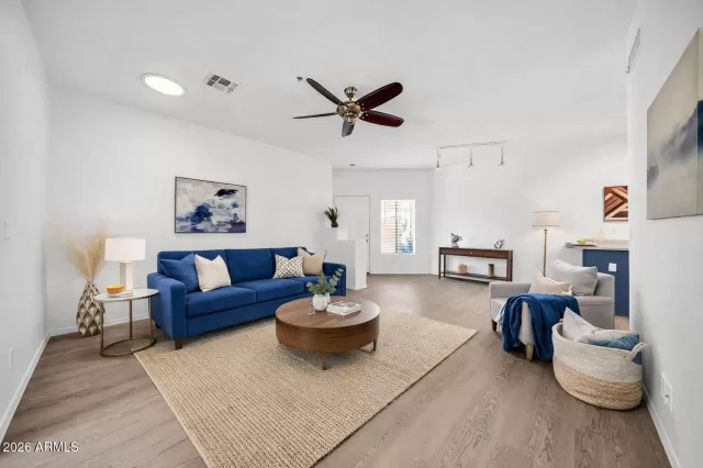 MLS: 6968671 Condo For Sale