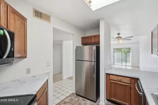 Photo #2: 6968799 Listing