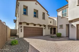 Photo #1: 6968855 Listing 