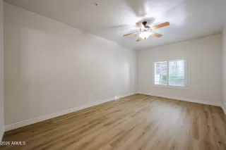 Photo #5: 6968859 Listing 