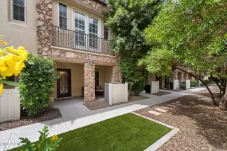 Photo #2: 6968896 Listing 