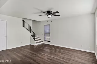 Photo #3: 6968928 Listing 