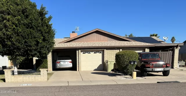 MLS: 6968998 Condo For Sale