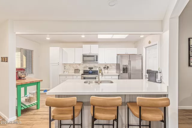 MLS: 6969280 Condo For Sale