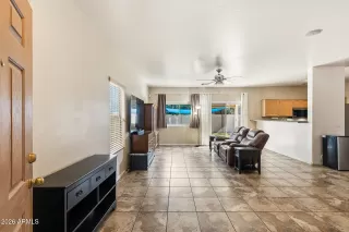 Photo #6: 6969288 Listing 