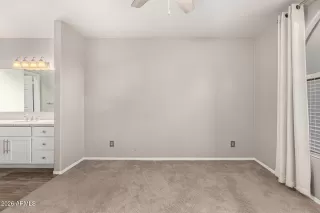 Photo #6: 6969322 Listing 