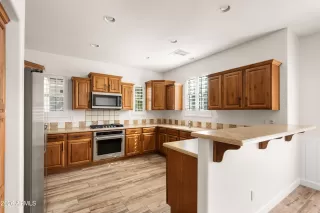 Photo #6: 6969372 Listing 