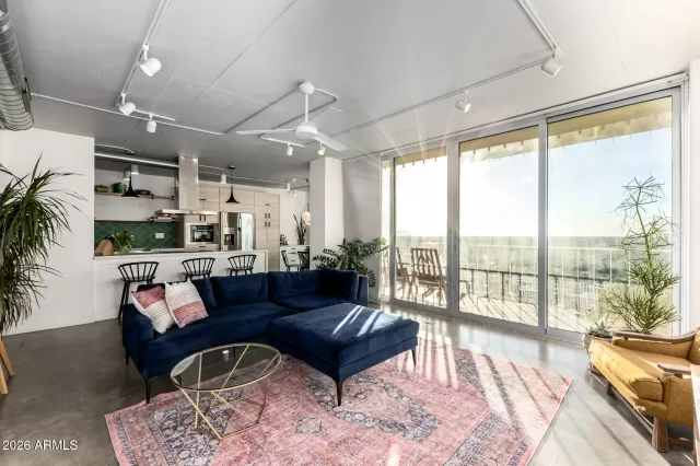 MLS: 6969439 Condo For Sale