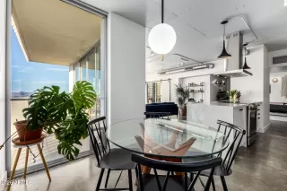 Photo #6: 6969439 Listing 