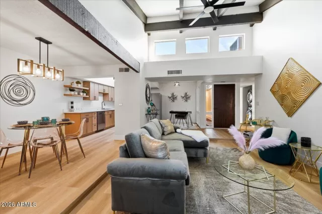 MLS: 6969468 Condo For Sale