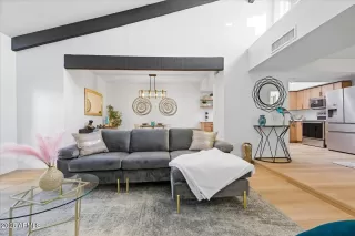 Photo #2: 6969468 Listing 