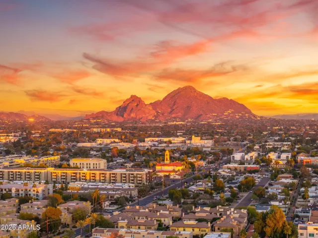 MLS: 6969547 Condo For Sale