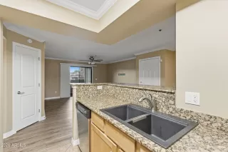 Photo #5: 6969547 Listing 