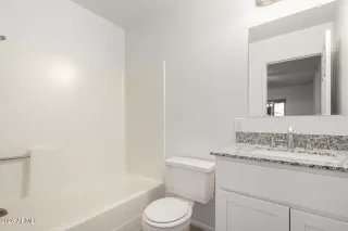 Photo #5: 6969666 Listing 