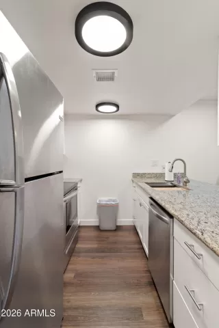 Photo #1: 6969728 Listing 